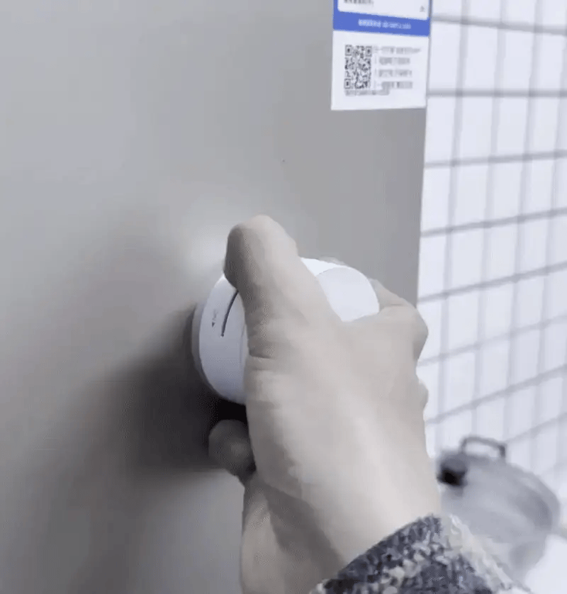 360° Magnetic Vacuum Phone Holder